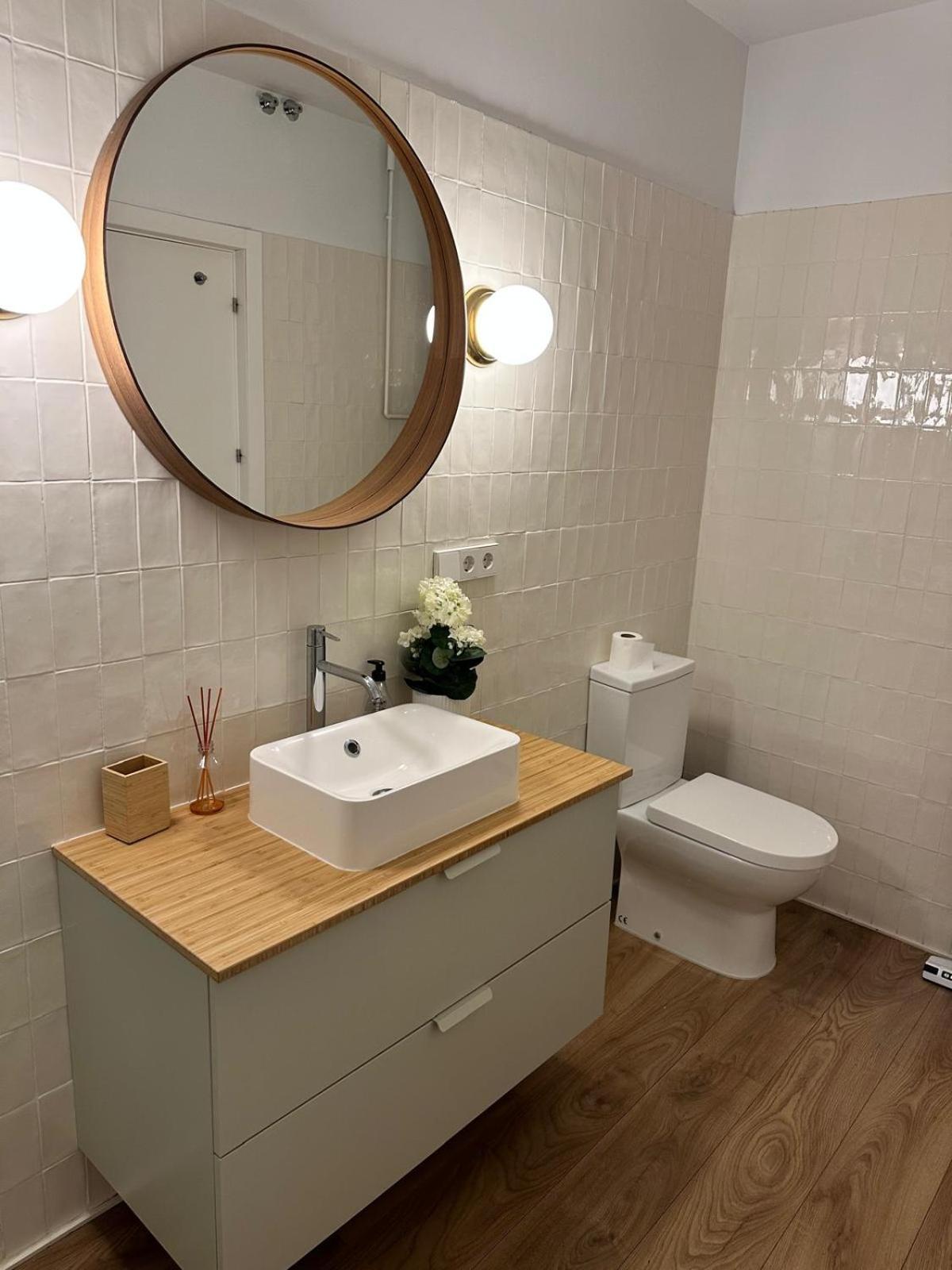 Moderno Apartamento En Pleno Centro Мадрид Екстер'єр фото